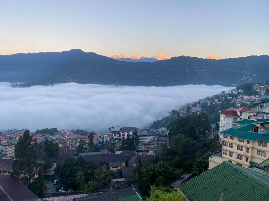 9 Atop Hotel Gangtok Exteriér fotografie